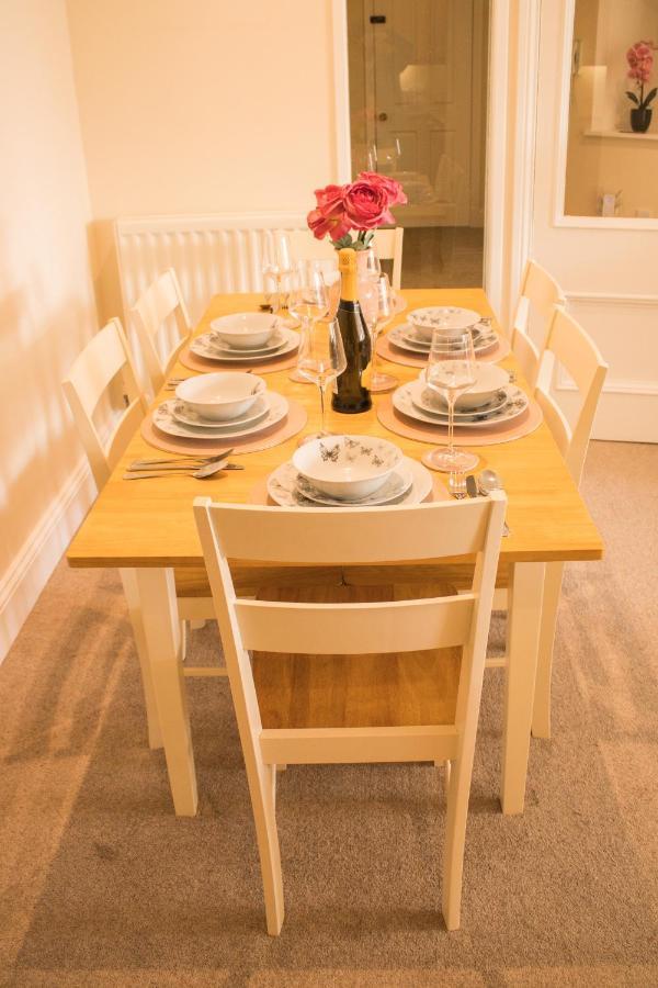 Stunning 3 Double Bedroom Apartment - *Town Centre / Near Beach* Berwick Upon Tweed Exterior photo